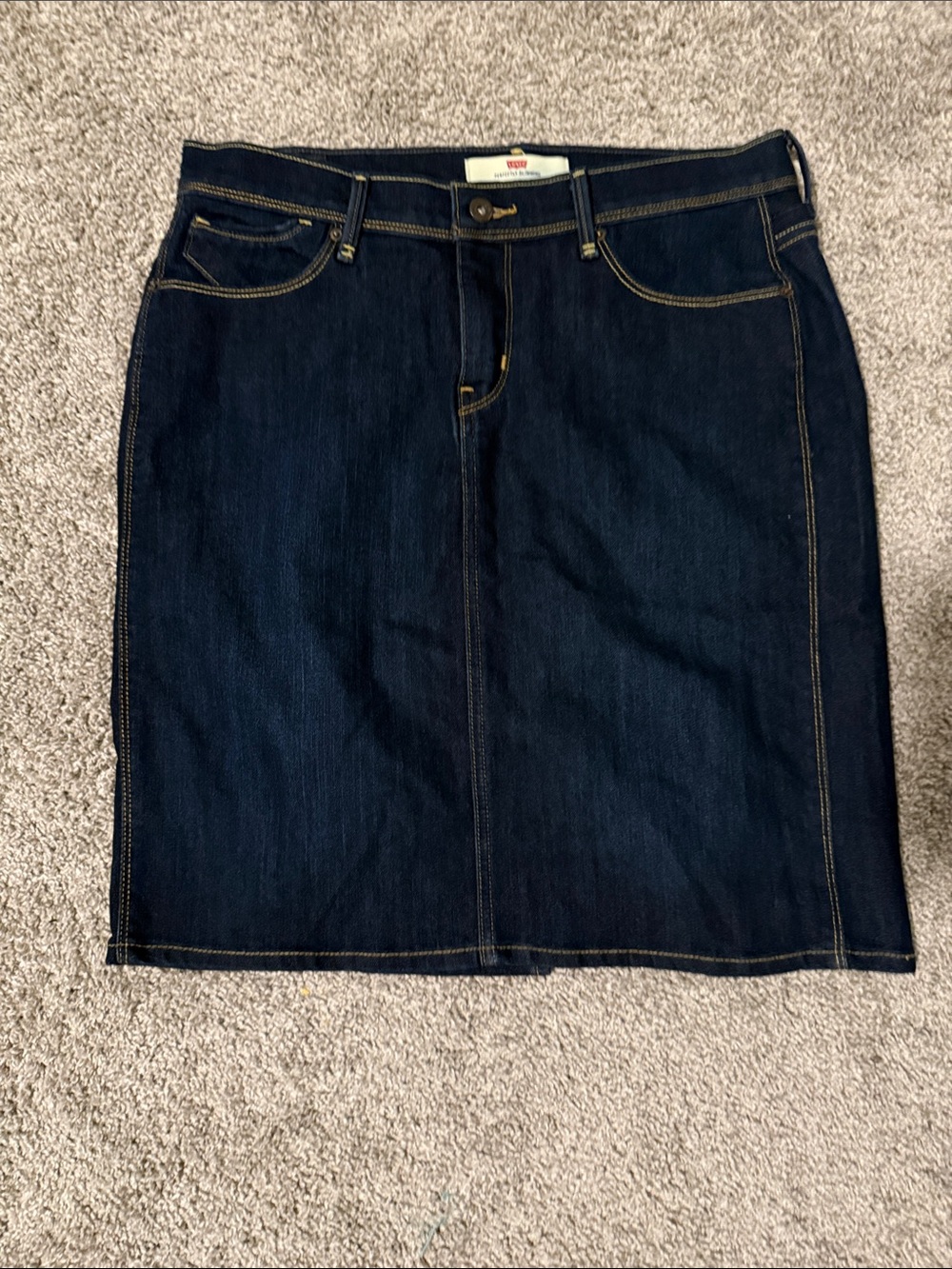 Levi's Dark Blue Denim Pencil Skirt